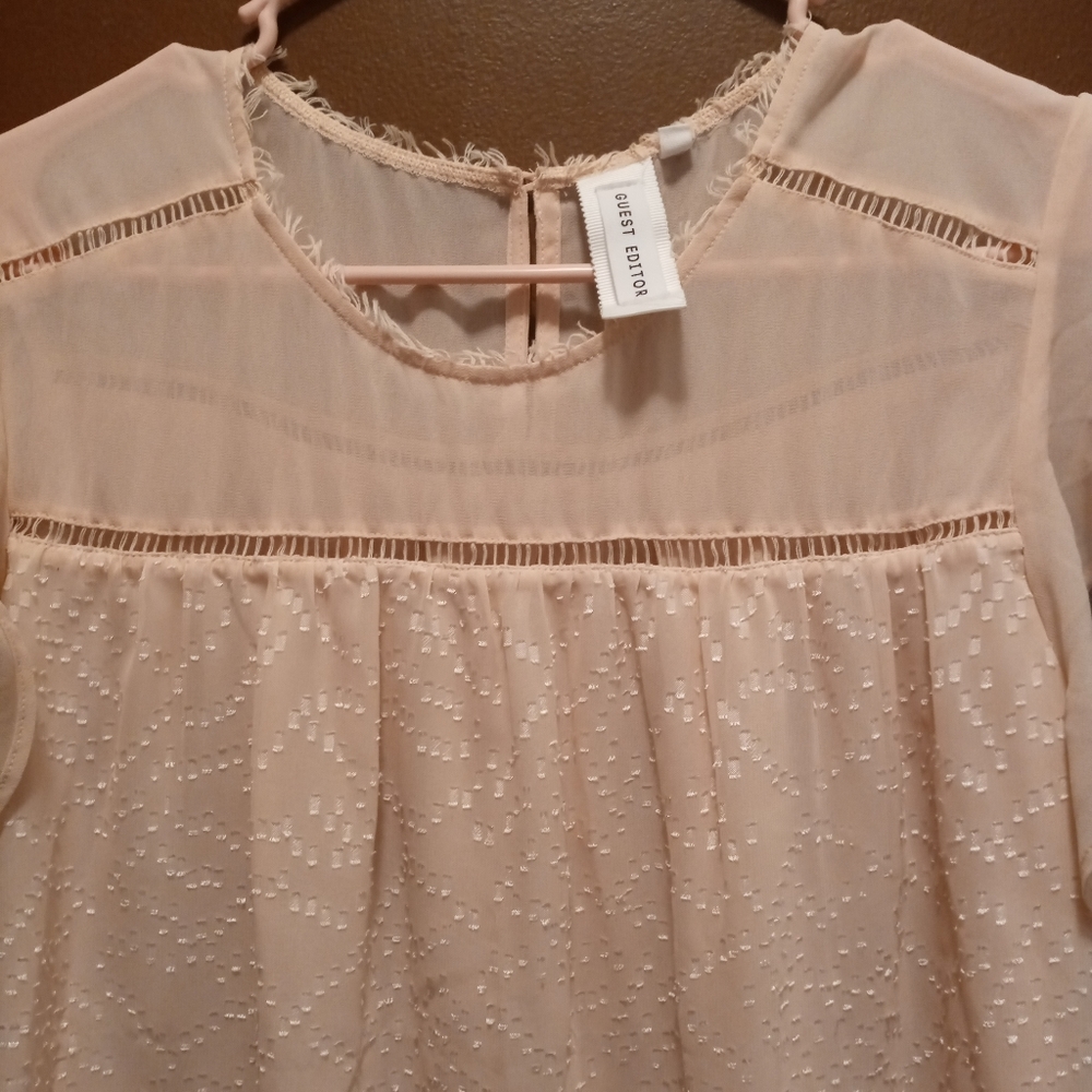Guest Editor Becky Soft Peach Flutter Sleeve Top - image 4